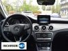 masina mercedes-benz gla 220 interior