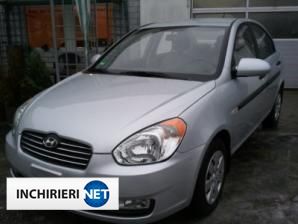 Hyundai Accent Lateral