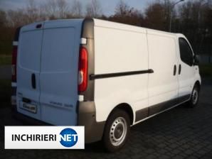 Opel Vivaro Spate