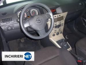 Opel Astra Interior
