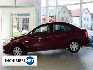 Hyundai Accent Lateral