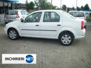 Dacia Logan Lateral