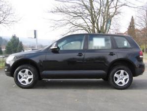 VW Touareg Lateral