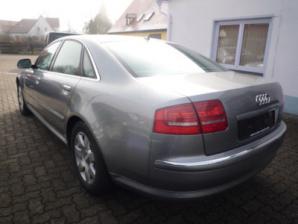 Audi A8 Spate