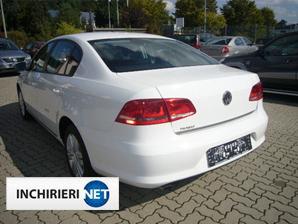 Passat B7 spate