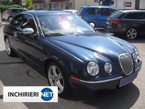 Jaguar S-Type lateral