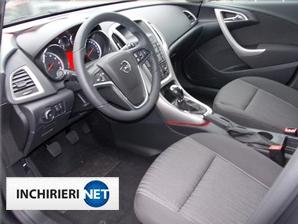 Opel Astra interior