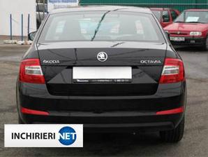 Skoda Octavia III spate