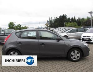 Hyundai i30 lateral