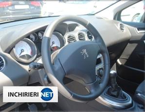 Peugeot 308 interior