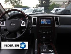 Grand Cherokee interior