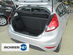 Ford Fiesta spate