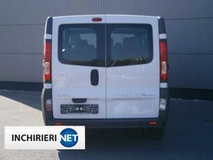 Opel Vivaro spate