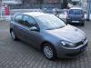 inchiriere VW Golf Lateral