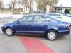 inchiriere VW Passat Lateral