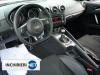masina Audi TT interior