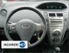masina Toyota Yaris interior